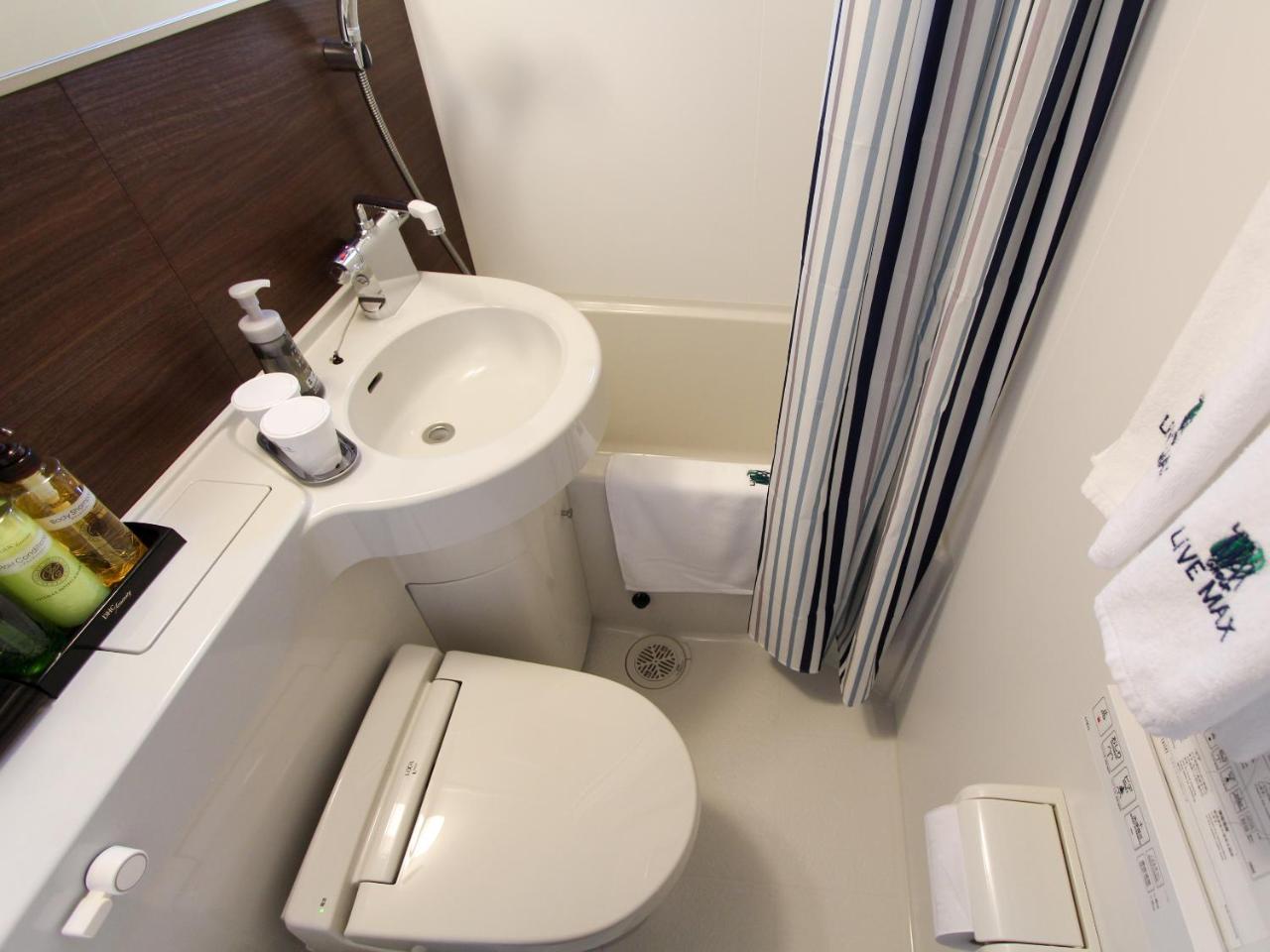 Hotel Livemax Osaka Dome Mae Hotel Bagian luar foto